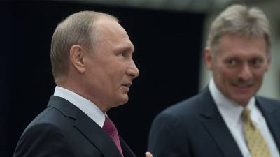 Песков: Путин сам сообщит о решении по вакцинации от COVID-19