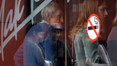 Боярский встал на защиту кошельков курильщиков
