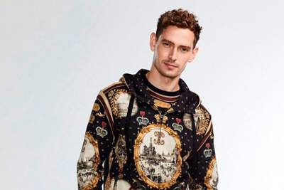 Dolce & Gabbana посвятил новую коллекцию одежды России