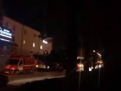 В Липецке тушат пожар в квартире, есть как минимум один пострадавший