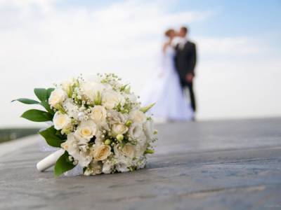 Не повезло со свекровью: Мама жениха утерла нос невесте прямо на свадьбе