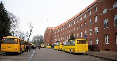 В Калининградской области школьников перевозили на трёх неисправных автобусах