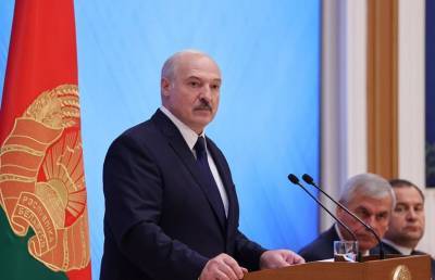 Лукашенко рассказал о нюансах переговоров с Путиным в Сочи во время встречи с политактивом Беларуси