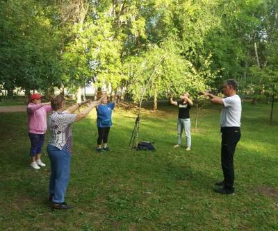 Для престарелых жителей Ульяновска проходят занятия физкультурой