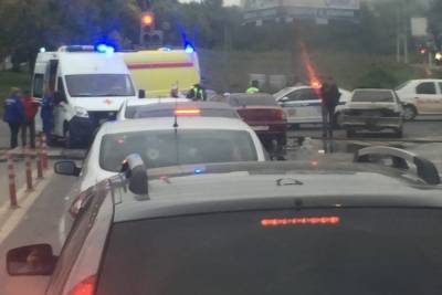 Соцсети: В Рязани у «Глобуса» столкнулись три машины