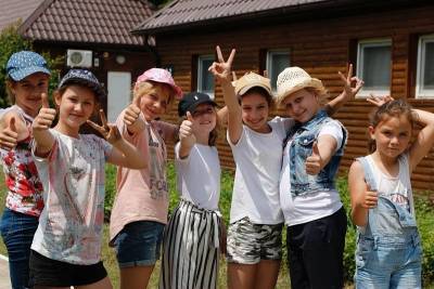 Программу кешбэка за туры по России могут распространить на детские лагеря - kubnews.ru - Россия