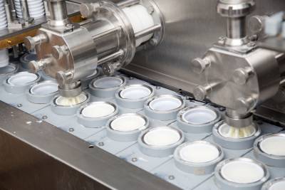 Владелец инвестгруппы AEON увеличил долю в производителе молочной продукции «Галактика»