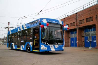 Невский завод электротранспорта начнет выпускать низкопольные троллейбусы