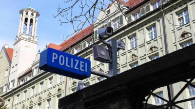 В Германии за неонацистскую пропаганду отстранили 29 полицейских