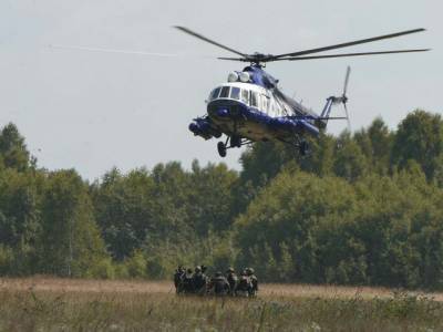 В Кузбассе десантирование спецназовцев с вертолёта Ми-8 сняли на видео