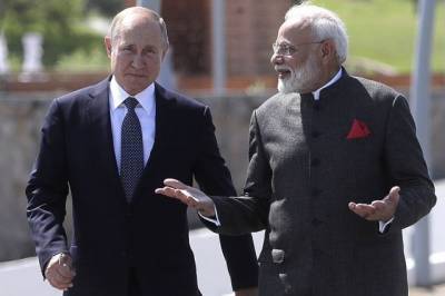 Путин поздравил премьера Индии с 70-летием