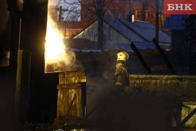 В Усть-Куломе в подвале сгоревшего дома нашли тело погибшего