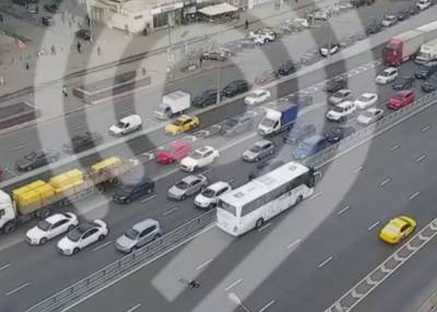 Автобус сбил пешехода на проспекте Мира