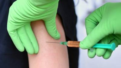 Массовая вакцинация от COVID-19 стартует в декабре в Подмосковье