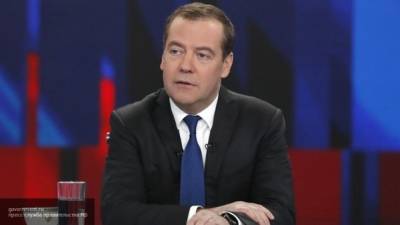 Медведев получил орден "За заслуги перед Отечеством" III степени