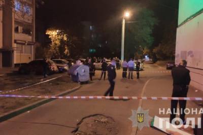 В Харькове пьяные подростки избили патрульных, пострадал один сержант