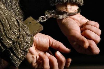 В Тверской области арестовали женщину, которая вытолкнула сожителя из окна