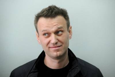 Сторонники Навального показали видео из гостиницы с «бутылкой "Новичка"»