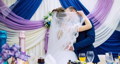 "Запрещено, но проводят" - в Грузии продолжают справлять пышные свадьбы