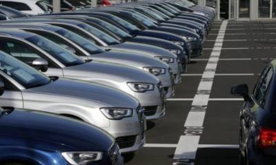 Продажи новых авто в Евросоюзе упали почти на 20%