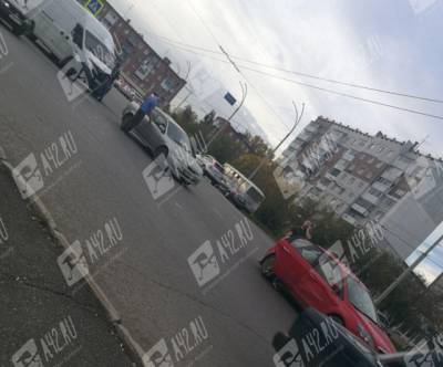 В Кемерове произошло тройное ДТП, среди пассажиров есть ребёнок