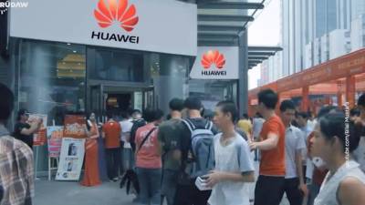 Вести.net: Huawei лишают даже китайских комплектующих