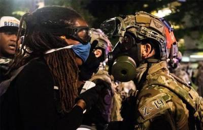 Генпрокурор США предложил обвинять протестующих в подстрекательстве к мятежу
