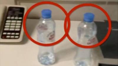 Навального отравили не в аэропорту: яд нашли на бутылках с водой