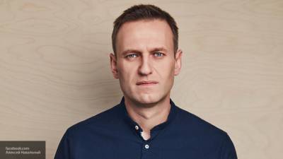 Полиция вызвала на опрос двух сопровождающих Навального в сибирской поездке