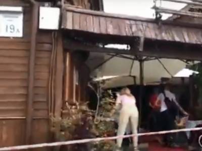 В ресторане на Андреевском спуске прогремел взрыв, пострадали два человека