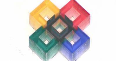 На 3D-принтере впервые напечатали разноцветные микроструктуры