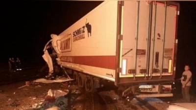 В ДТП с грузовиком в Краснодарском крае погиб человек