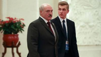 Сын Лукашенко будет учиться в Москве под вымышленным именем, - СМИ