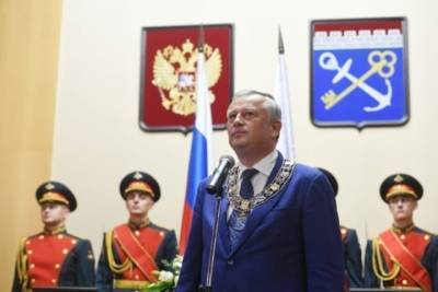 Александр Дрозденко официально стал губернатором