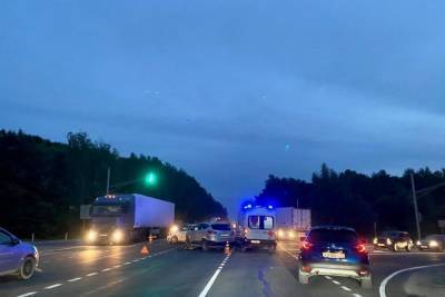 В Туле на Одоевском шоссе произошло массовое ДТП