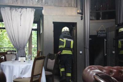 Взрыв в ресторане на Андреевском спуске: спасатели назвали причину