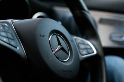 Mercedes-Benz отзывает в России около 500 автомобилей