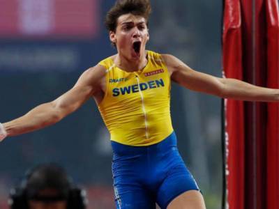Побит рекорд Бубки: шведский прыгун взял высоту 6,15 метра