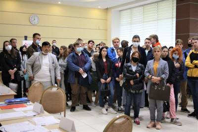 Полсотни сахалинских студентов приняли участие в акции "Шанс молодым"