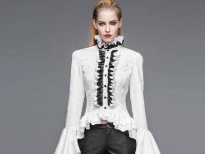 Нарядный воротник из викторианской эпохи: какие блузы будут в моде этой осенью