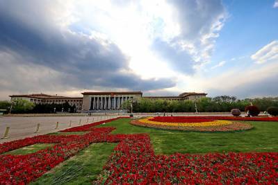 На площади Тяньаньмэнь установят 18-метровую цветочную корзину