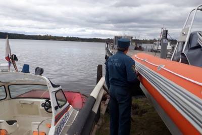 В Ивановской области реки стало мало для моторной лодки и причала