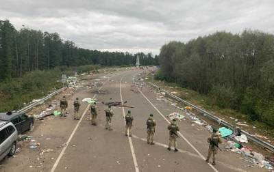 Хасиды покинули границу Украины