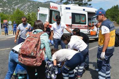 Более 10 россиян пострадали в аварии в Турции
