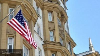 Автомобилист прорвался в резиденцию посла США в Москве