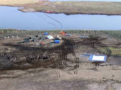 Озеро площадью в 735 кв.км стало мертвым после разлива нефтепродуктов структуры «Норникеля»