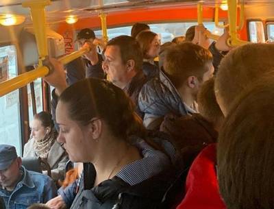Министра здравоохранения шокировало отсутствие пассажиров в масках в нижегородском автобусе