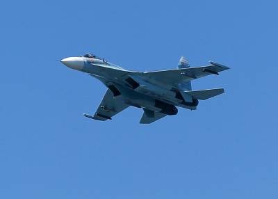 Су-27 перехватил патрульный самолет США над Черным морем