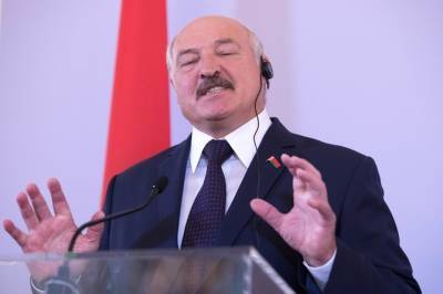 «Любимую не отдают»: Киркоров, Басков и Цой процитировали в песне Лукашенко