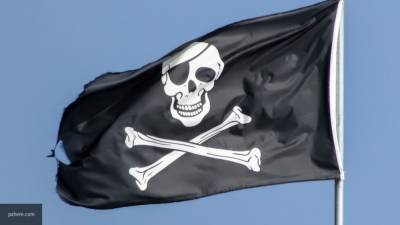 Власти РФ ведут переговоры с угрожающими убить моряков пиратами в Гвинее